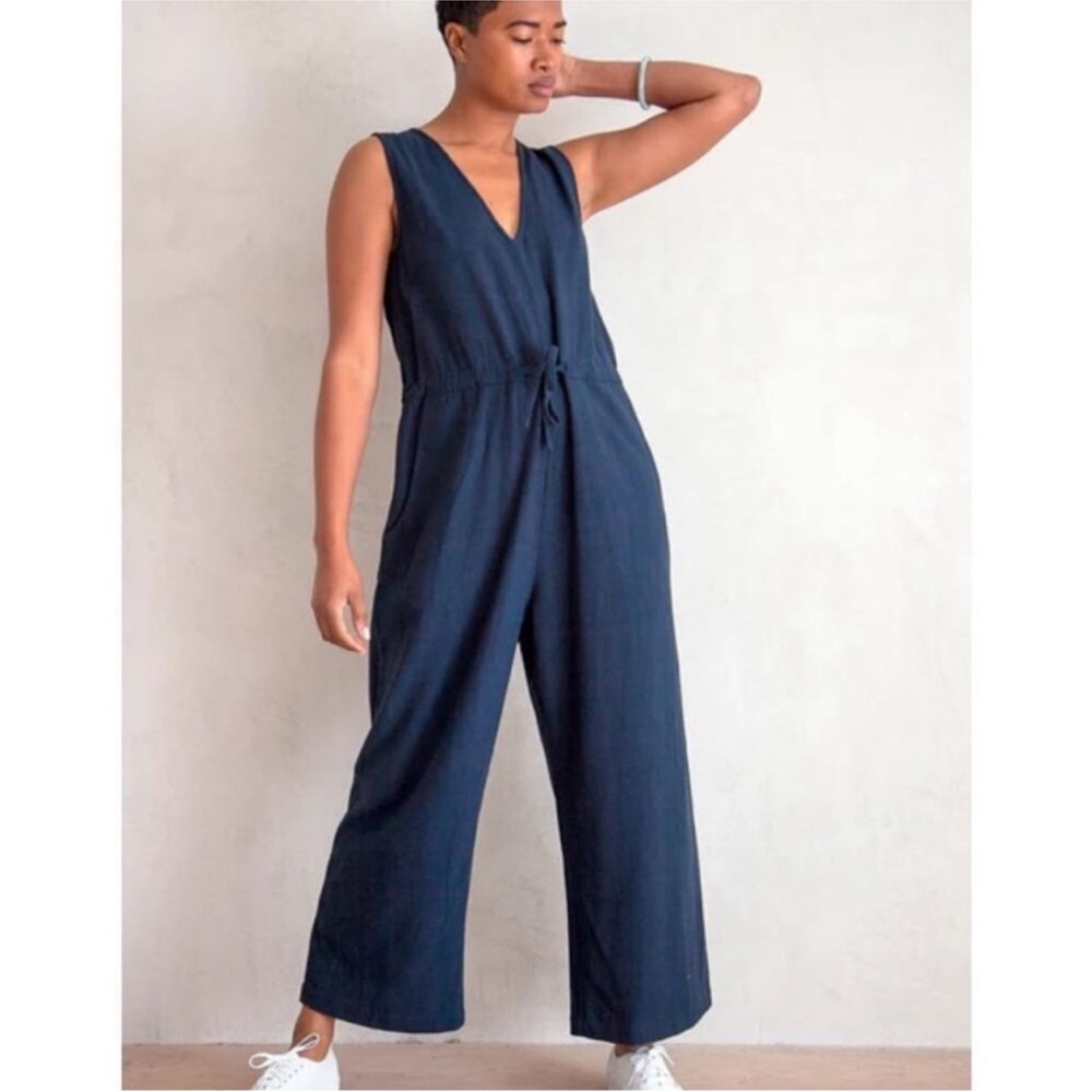 Ali Golden Sleeveless V Neck Jumpsuit Navy XS